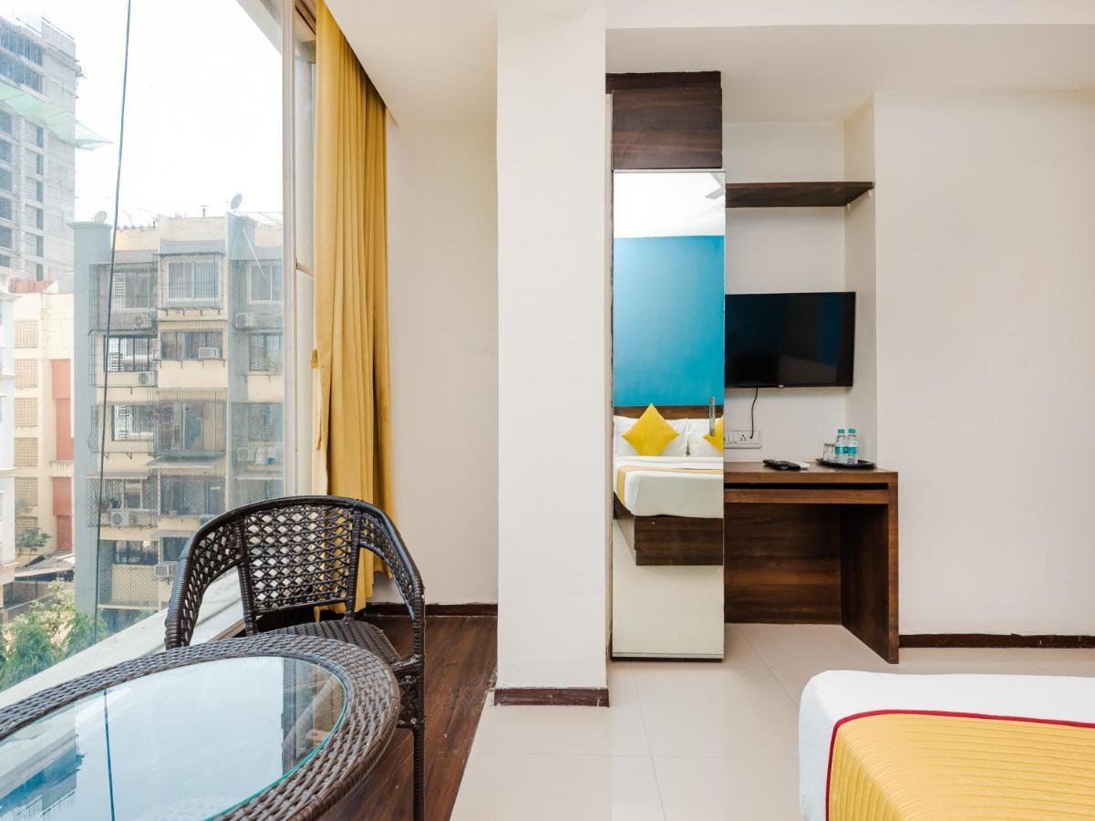 Hotel Aura - Near Malad Link Road โกไร ภายนอก รูปภาพ